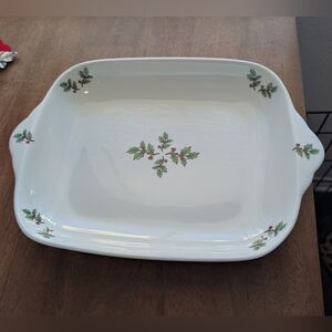Vintage Fairwinds Christmas Holly Berry Open Casserole Dish Holiday